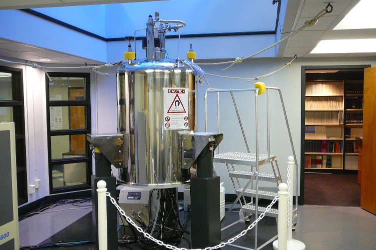 Department of Chemistry; 600 MHz NMR facility; 1D/2D-experiments, 8-slot auto-sampler for medium-throughput, variable temperature